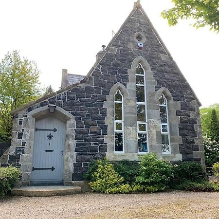 Old Schoolhouse, Galgorm Villa Eksteriør bilde