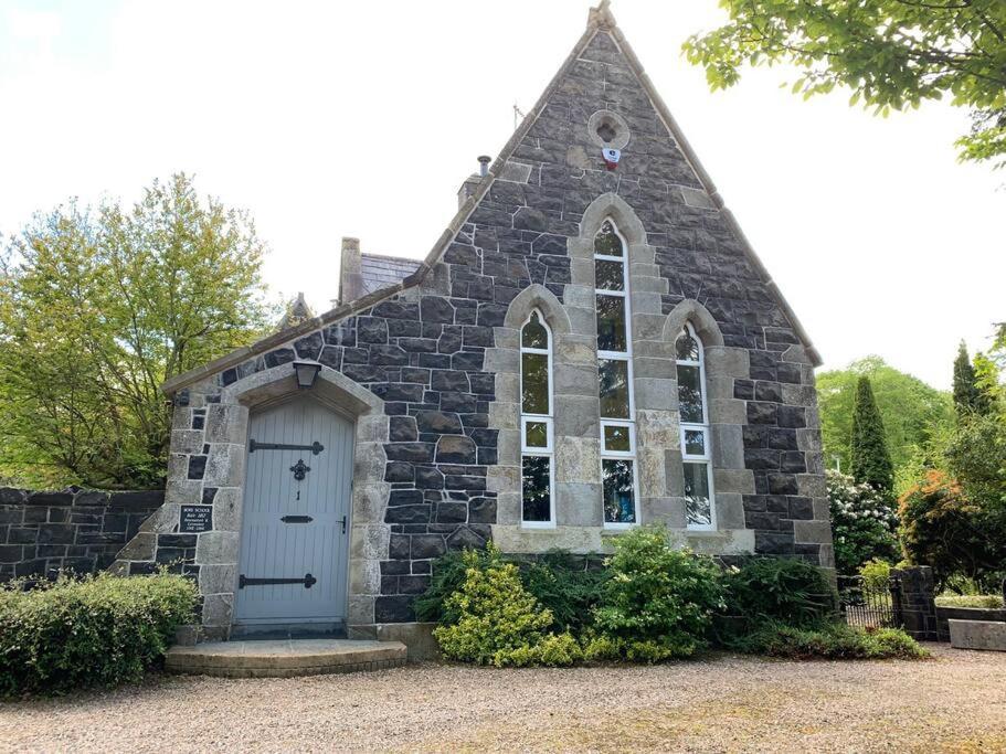 Old Schoolhouse, Galgorm Villa Eksteriør bilde